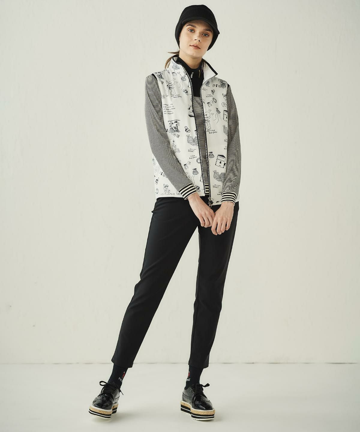 モデル着用画像（ブラック）