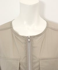 首元(ライトグレー)