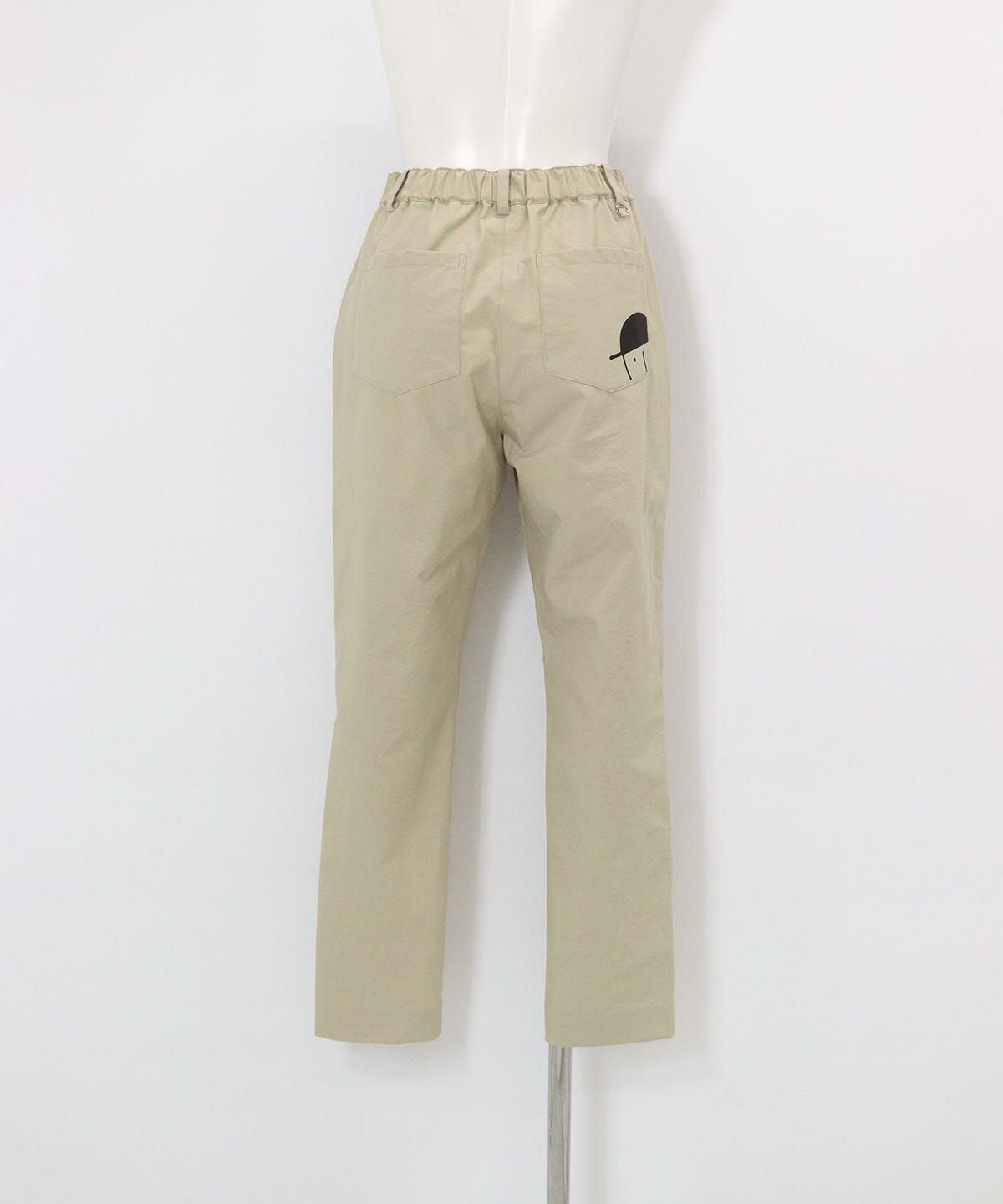 UV撥水ベーシックパンツ(ベージュ)後ろ