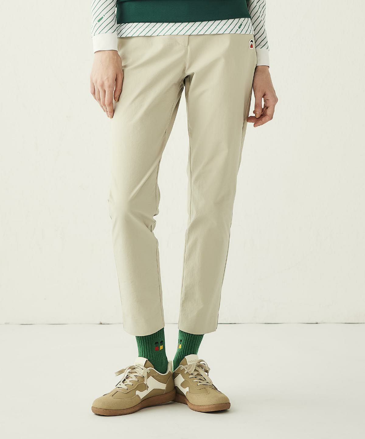 モデル着用画像(ベージュ)