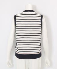 バックボーダーニットベスト(ダークネイビー)後ろ