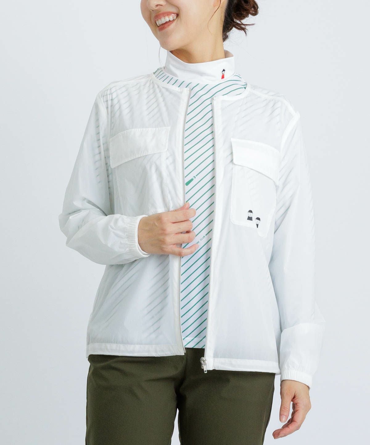 モデル着用画像(ホワイト×グリーン)