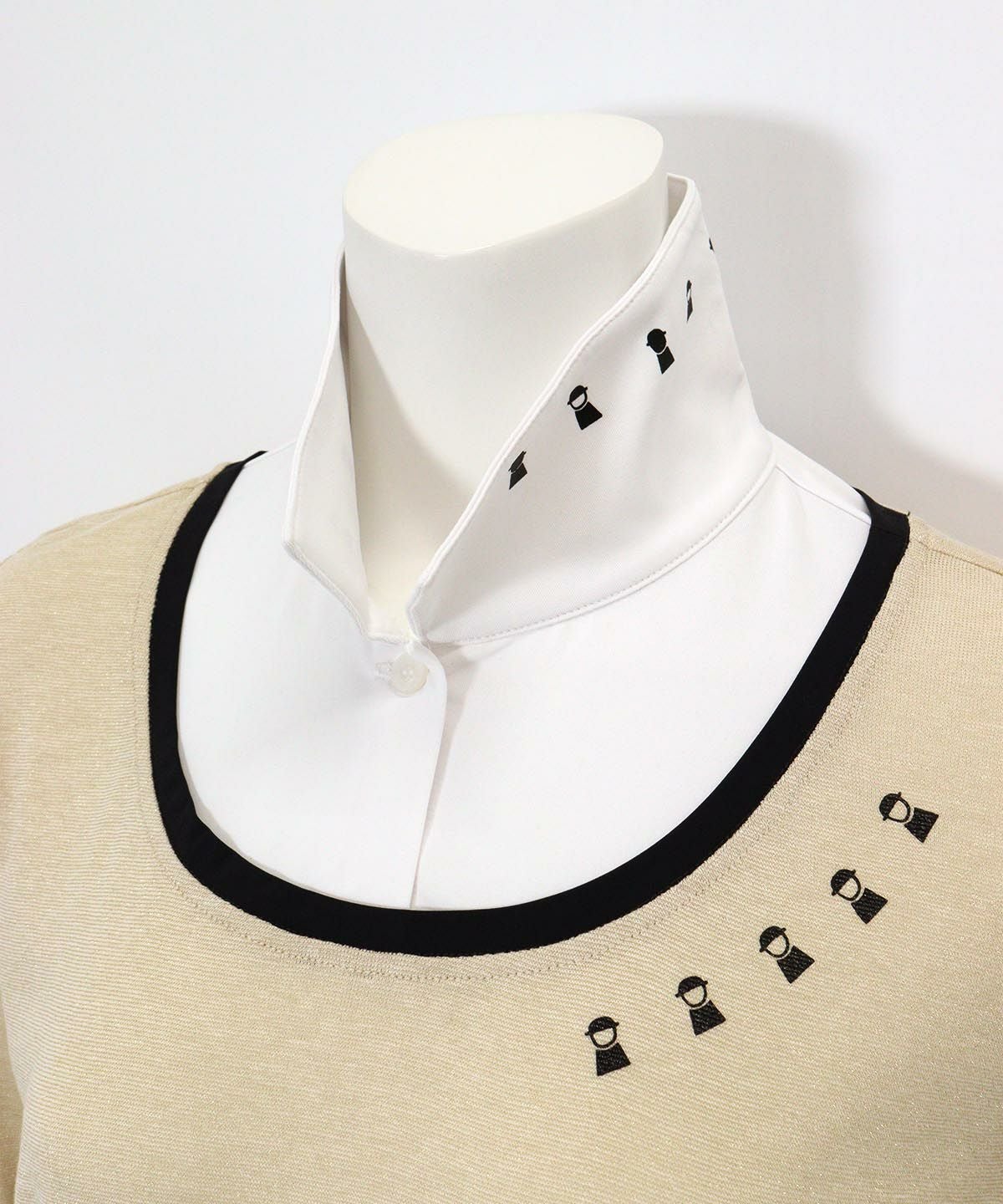 首元前(ベージュ)