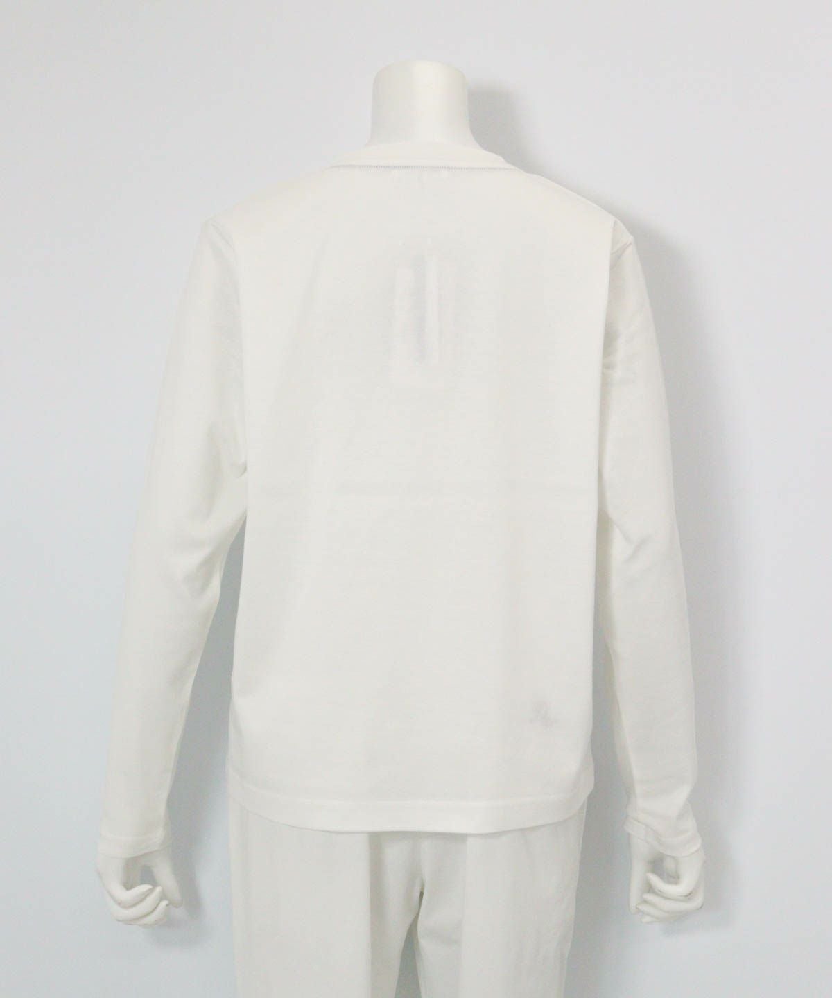 コード刺繍UV冷感プルオーバー後（ホワイト）