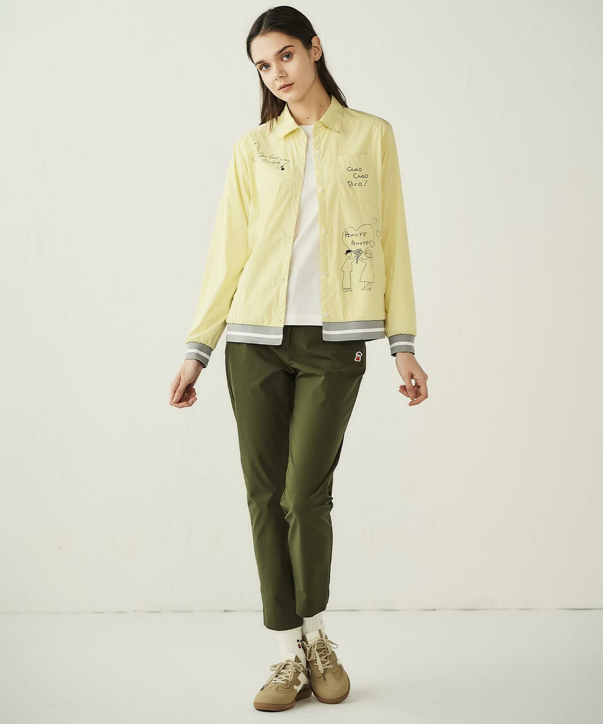 モデル着用画像（ホワイト）