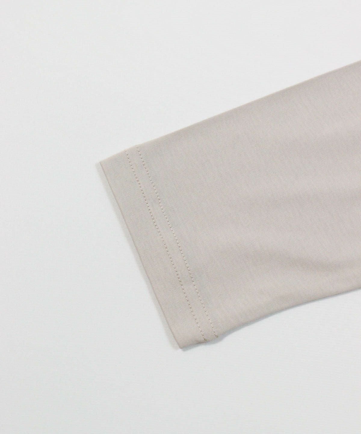 袖口部分（ライトグレー）