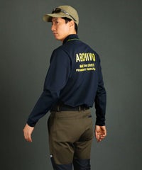 モデル着用画像（カーキ）