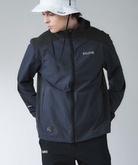 モデル着用画像（ブラック）