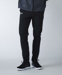 モデル着用画像（ブラック）