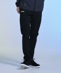 モデル着用画像（ブラック）