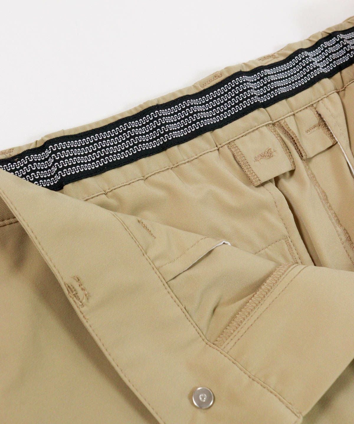 シャツストッパー部分（ベージュ）