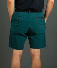 モデル着用画像（グリーン）