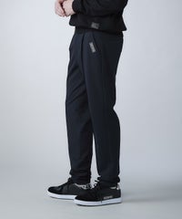 モデル着用画像（ネイビー）