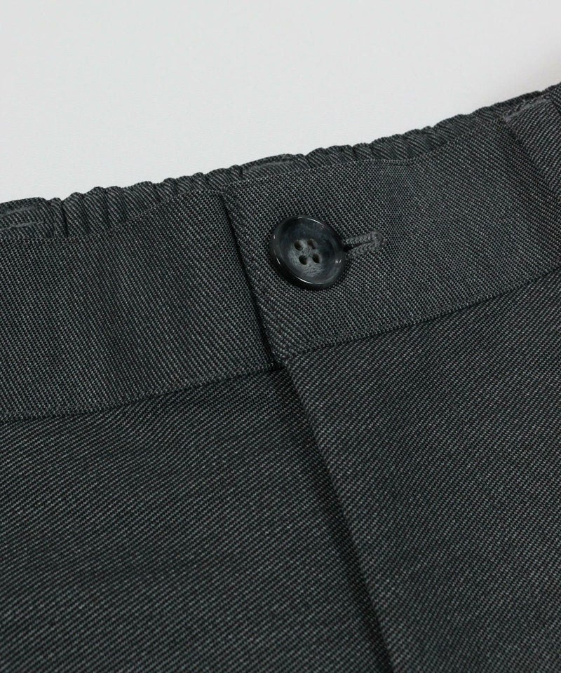 ウエスト部分（グレー）