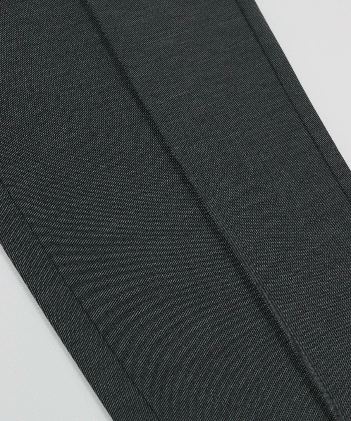 センターライン部分（グレー）