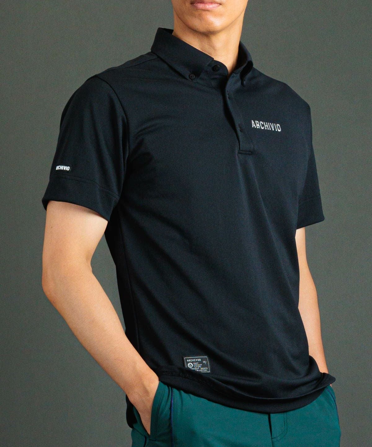 モデル着用画像（ブラック）