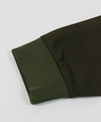 袖口部分（カーキ）