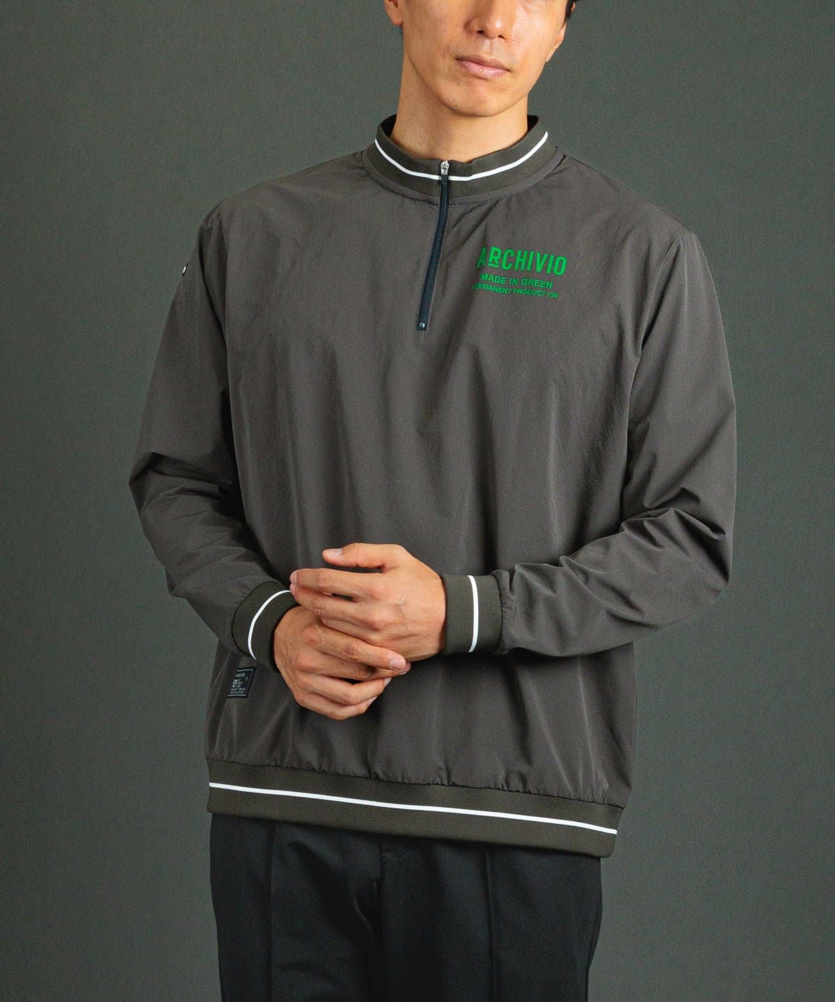 モデル着用画像（グレー）