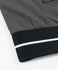 リブ部分（グレー）