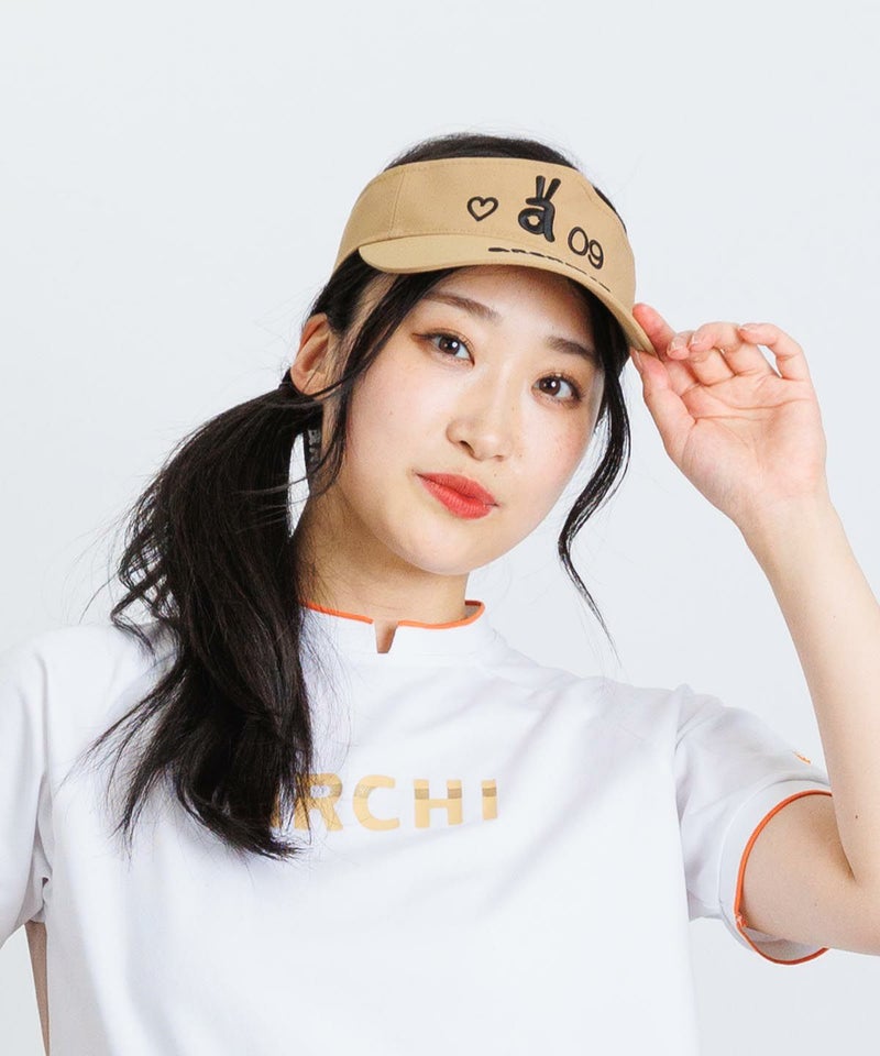 モデル着用画像（キャメル）