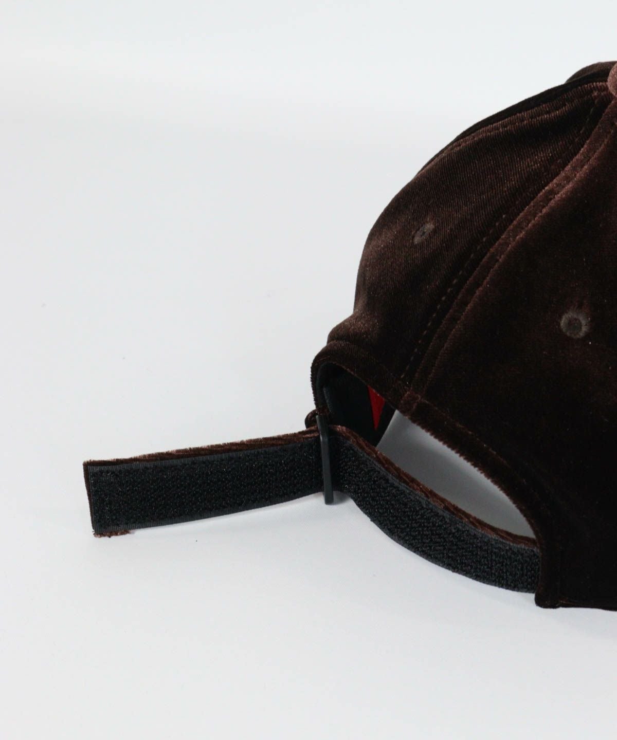 調節部分（ブラウン）