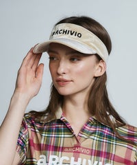 モデル着用画像（ベージュ）