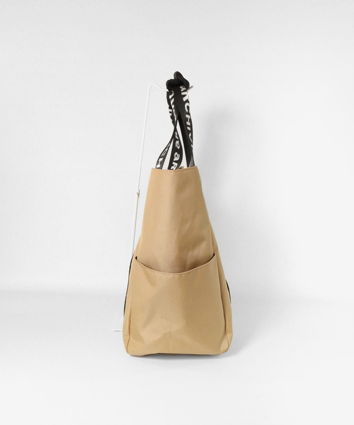 ボストンバッグ横（ベージュ）