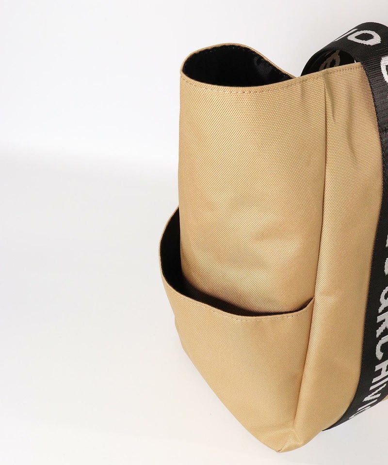 サイドポケット部分（ベージュ）