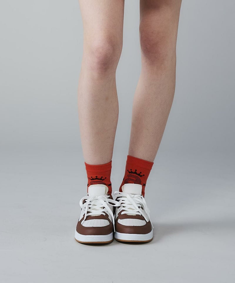 モデル着用画像（オレンジ）