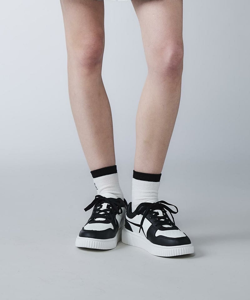 モデル着用画像（ホワイト）