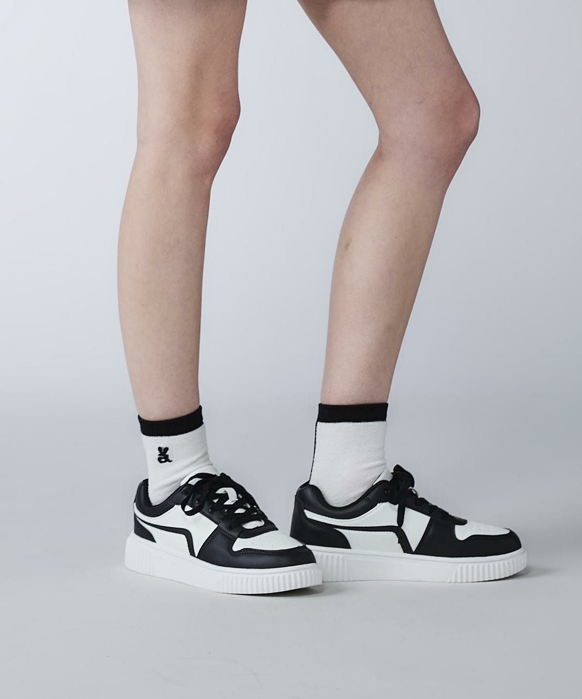 モデル着用画像（ホワイト）