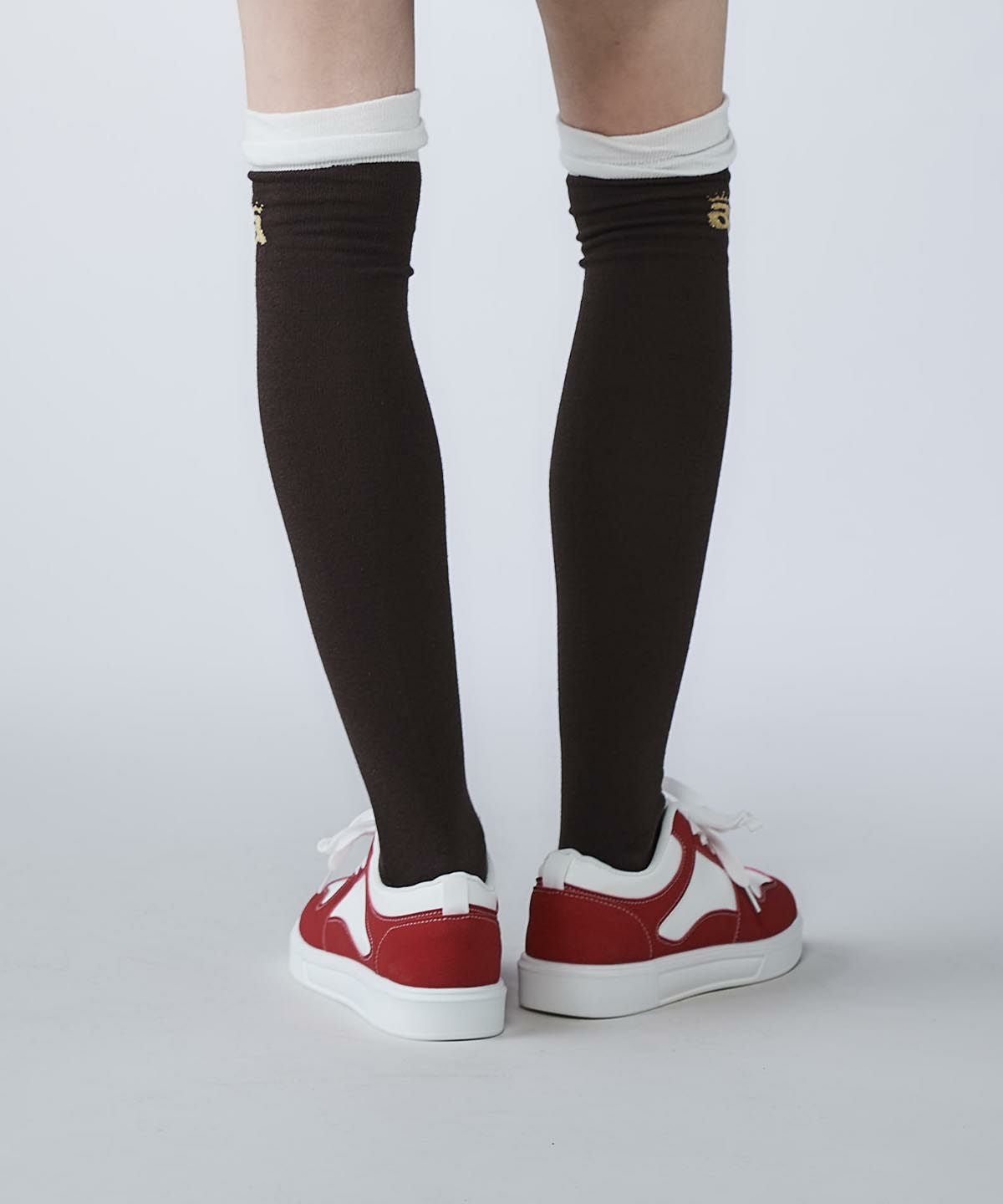 モデル着用画像（ブラウン）