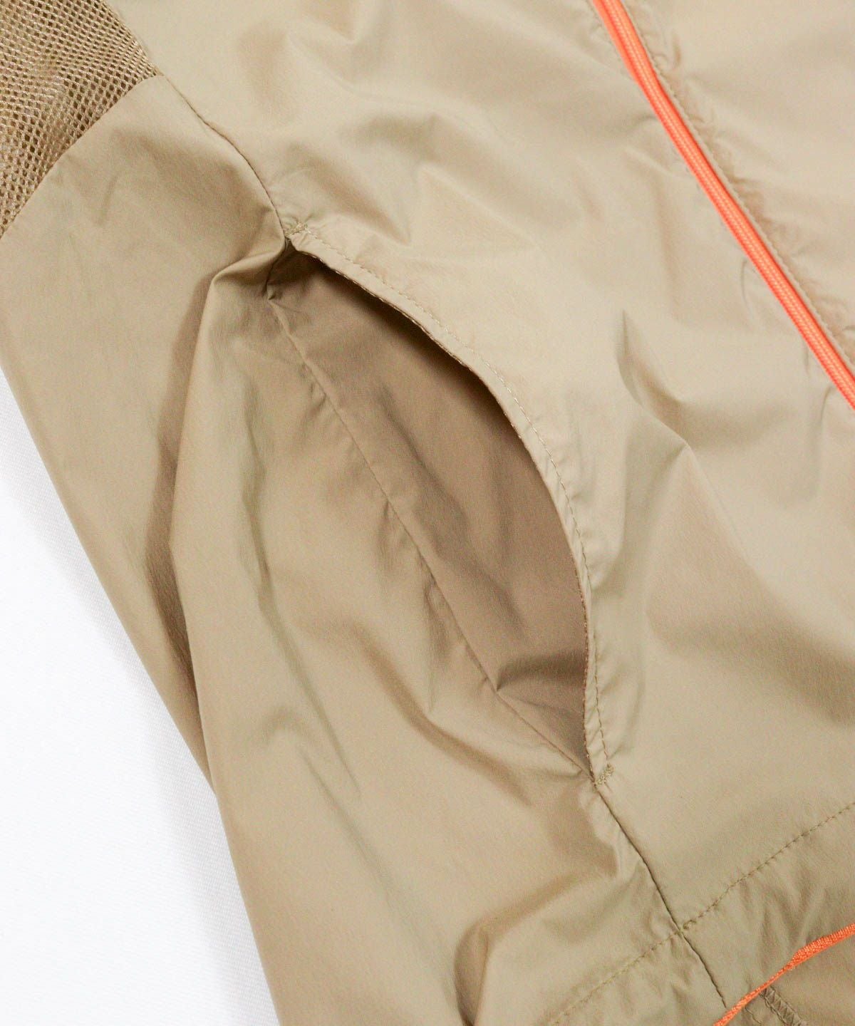 ポケット部分（キャメル）