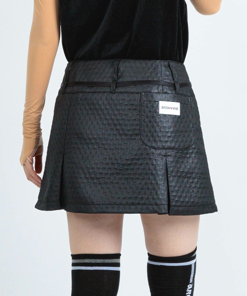 モデル着用画像（ブラック）