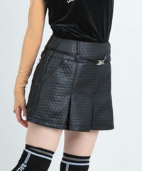 モデル着用画像（ブラック）