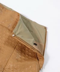 ファスナー部分（キャメル）