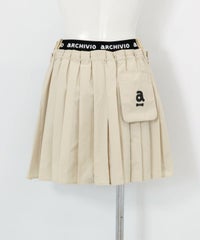 プリーツドッキングスカート（ベージュ）後ろ