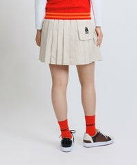 モデル着用画像（ベージュ）