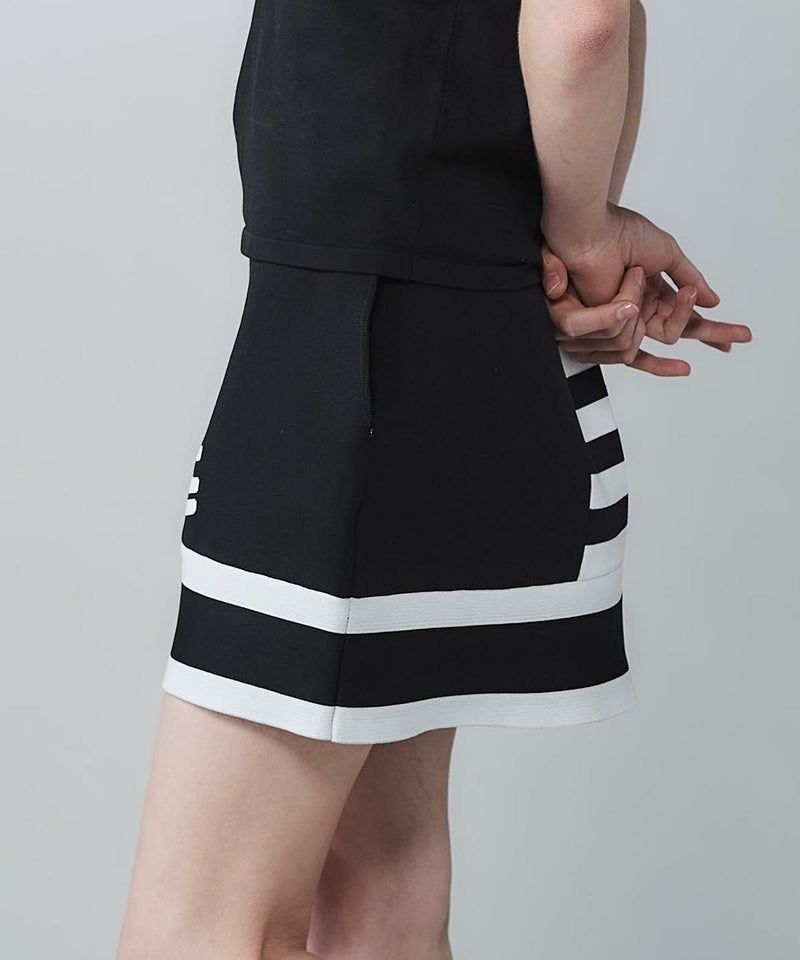 モデル着用画像（ブラック）