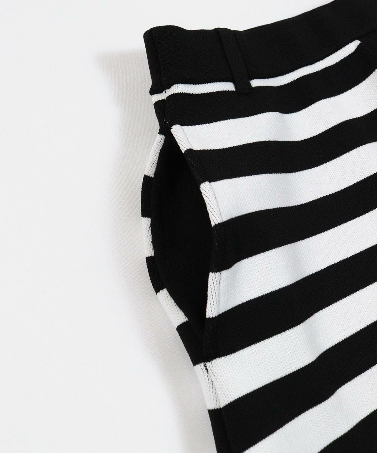 ポケット部分（ブラック）