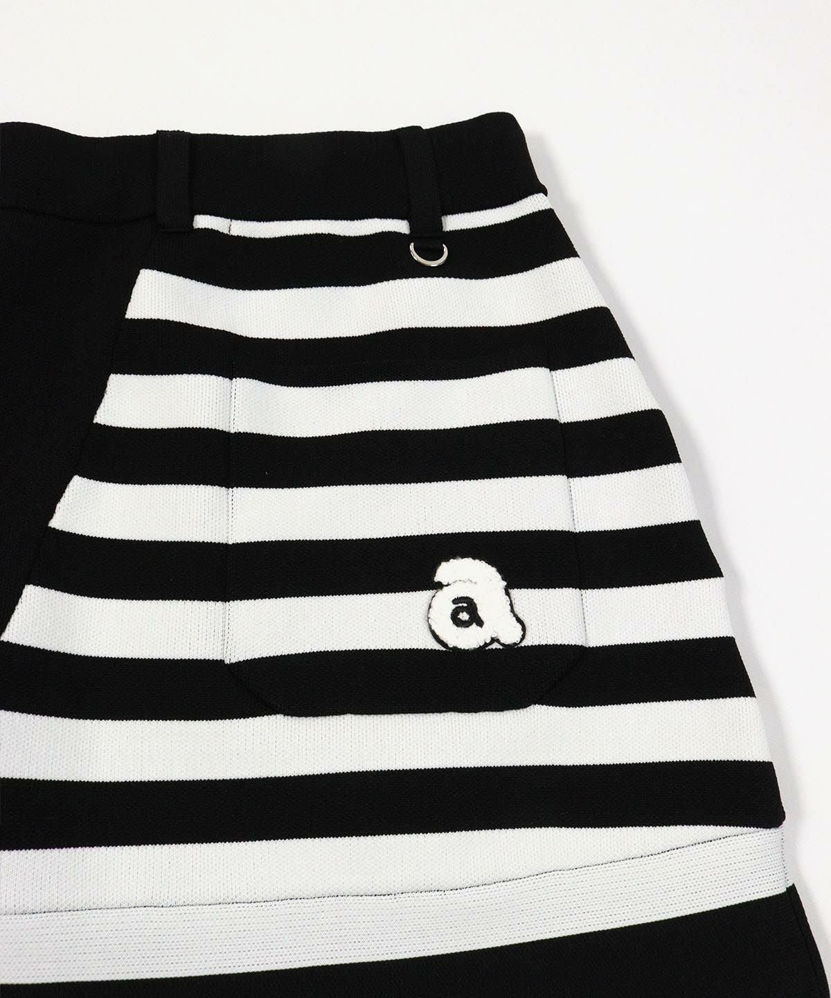 後ポケット部分（ブラック）