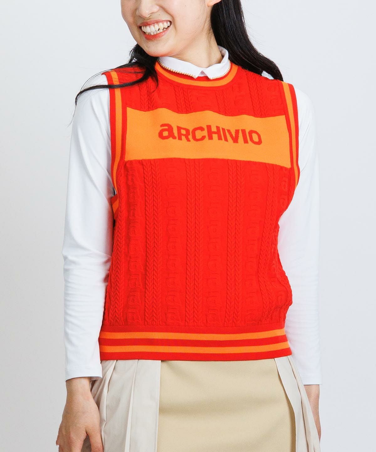 モデル着用画像（レッド）