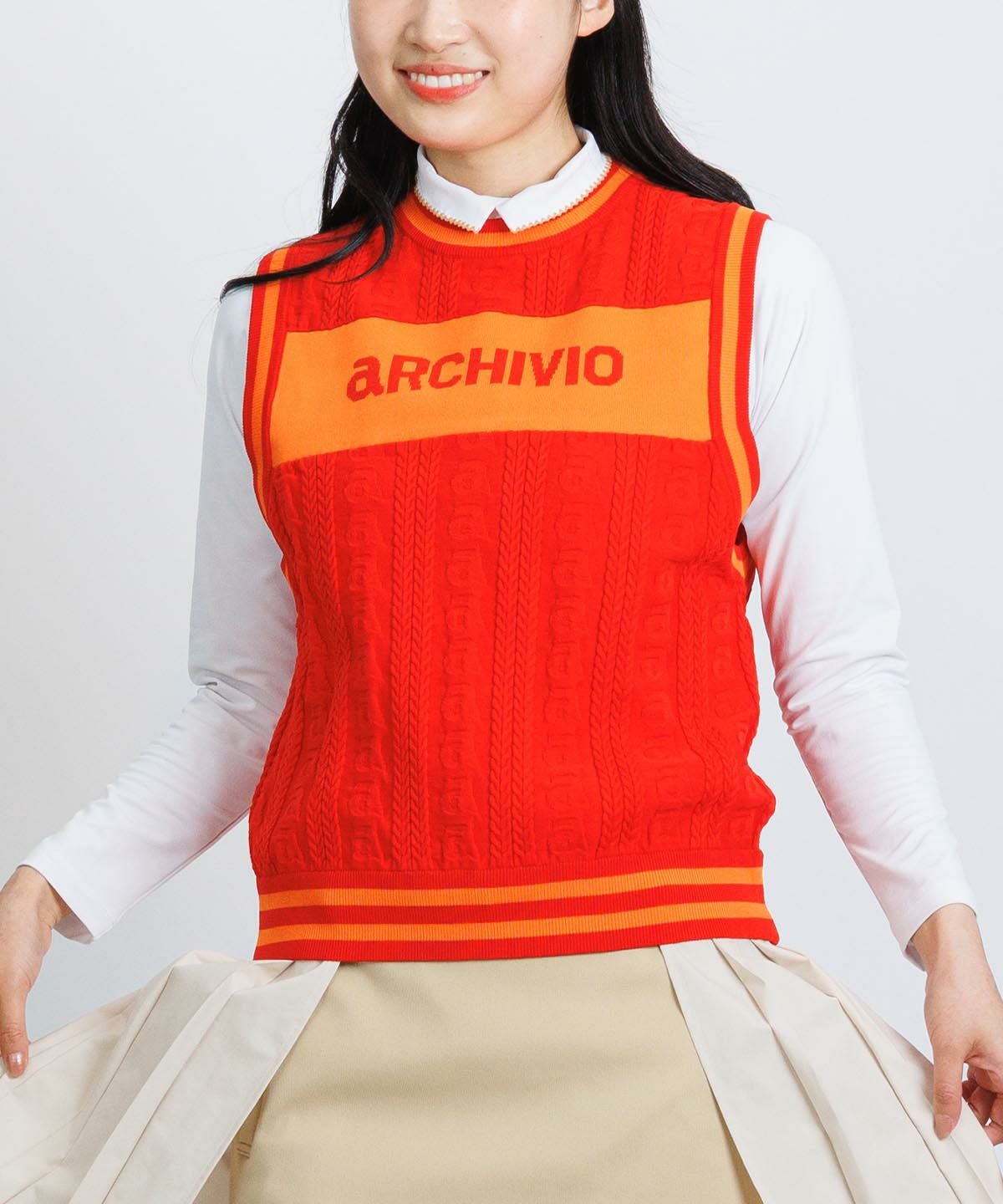 ジャガードロゴケーブルニットベスト|アルチビオ - ゴルフウェアや婦人