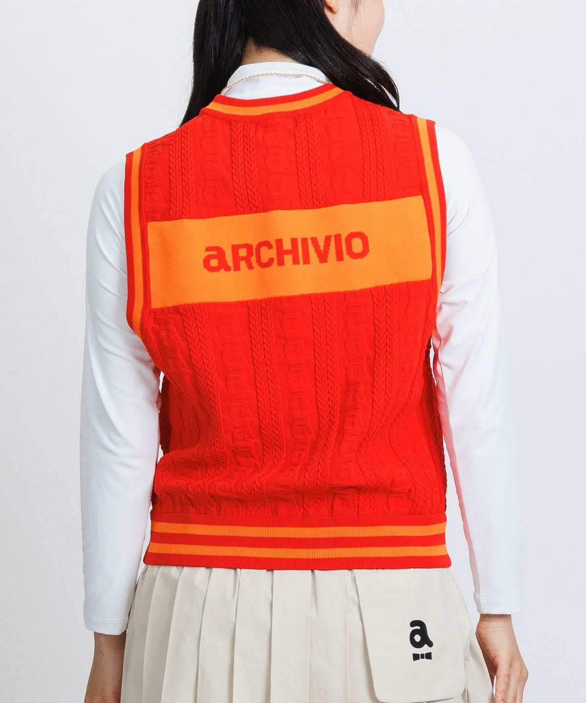 新品　2023　春夏　archivio/アルチビオ　赤　ベスト/シャツ　未使用 ジャガードロゴケーブルニットベスト|アルチビオ-アウトレット