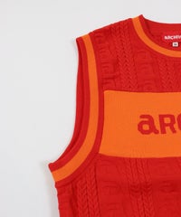 袖ぐり部分（レッド）