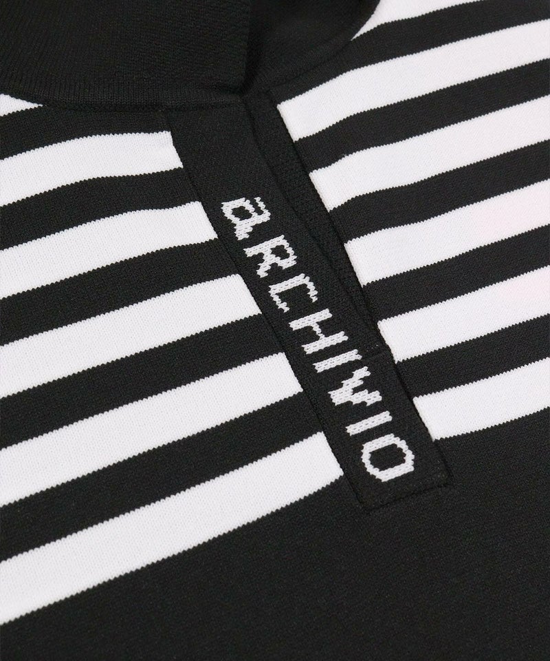 胸元ロゴデザイン部分（ブラック）