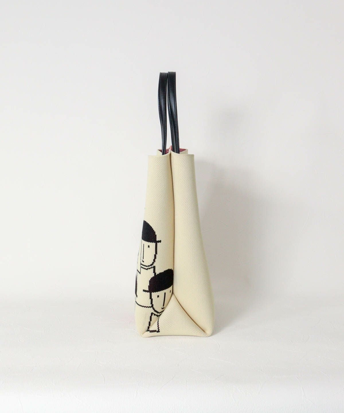 イラストニットハンドバッグ横（キャメル）