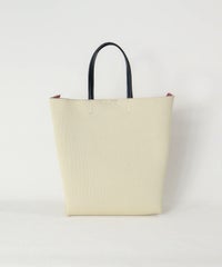 イラストニットハンドバッグ後（キャメル）