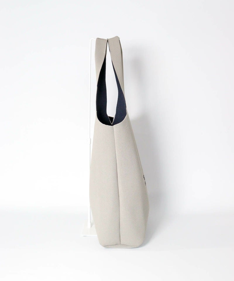 ニットトートバッグ横（ライトグレー）