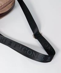 ストラップ部分（ベージュ）